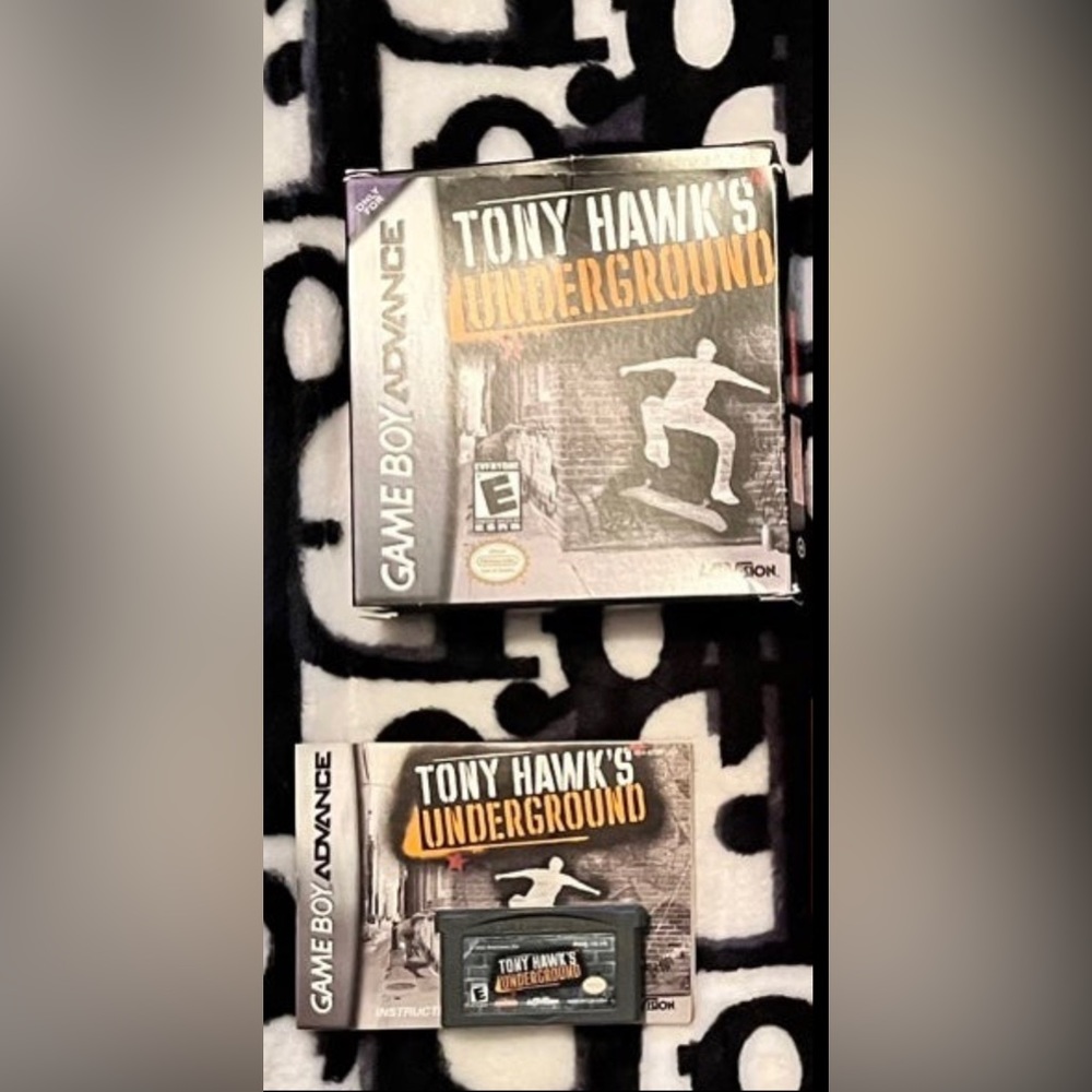 In box : Tony hawks underground GBA